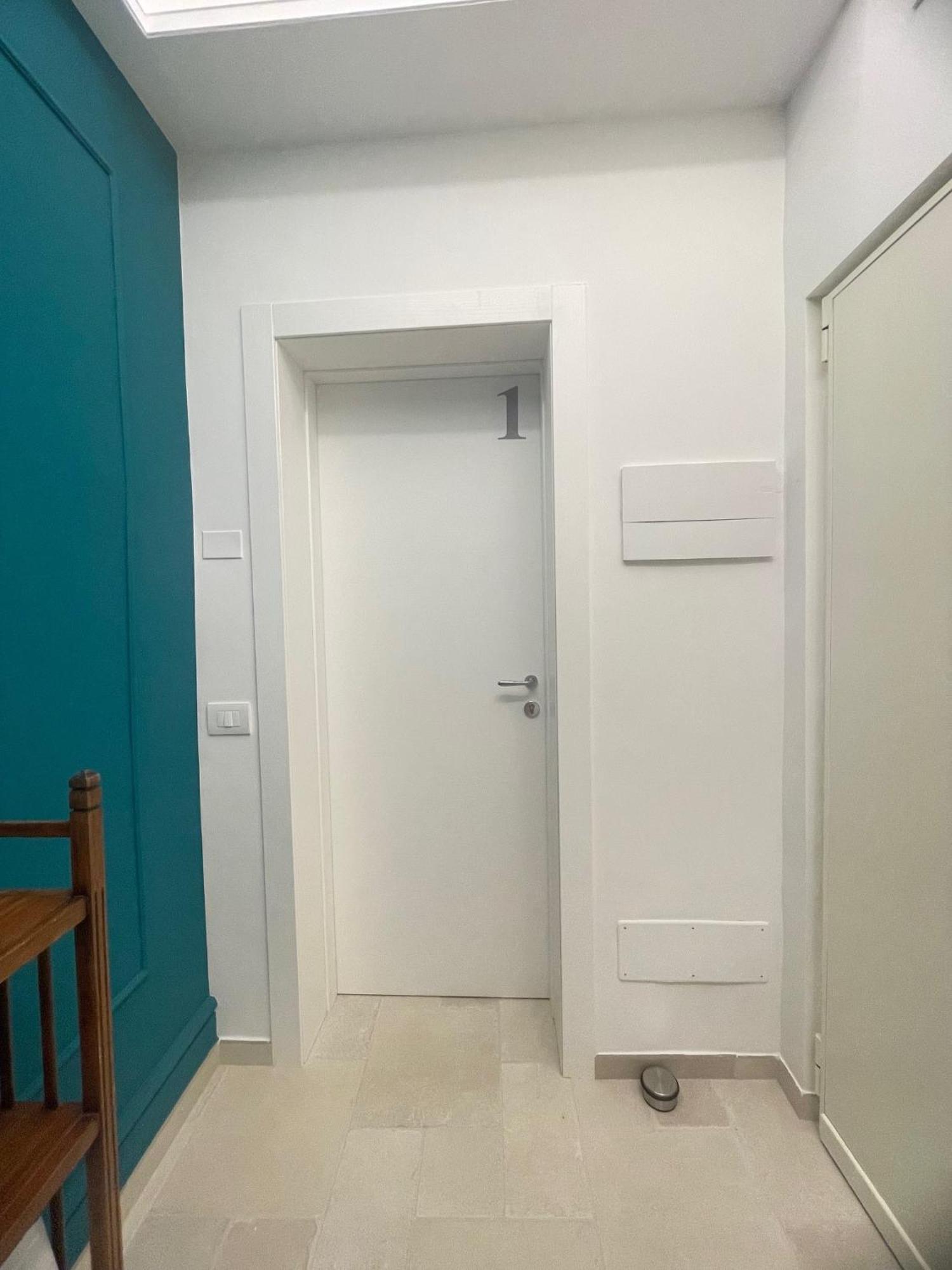 Civico 38 - Le Tre Chiavi Hotel Bari Buitenkant foto