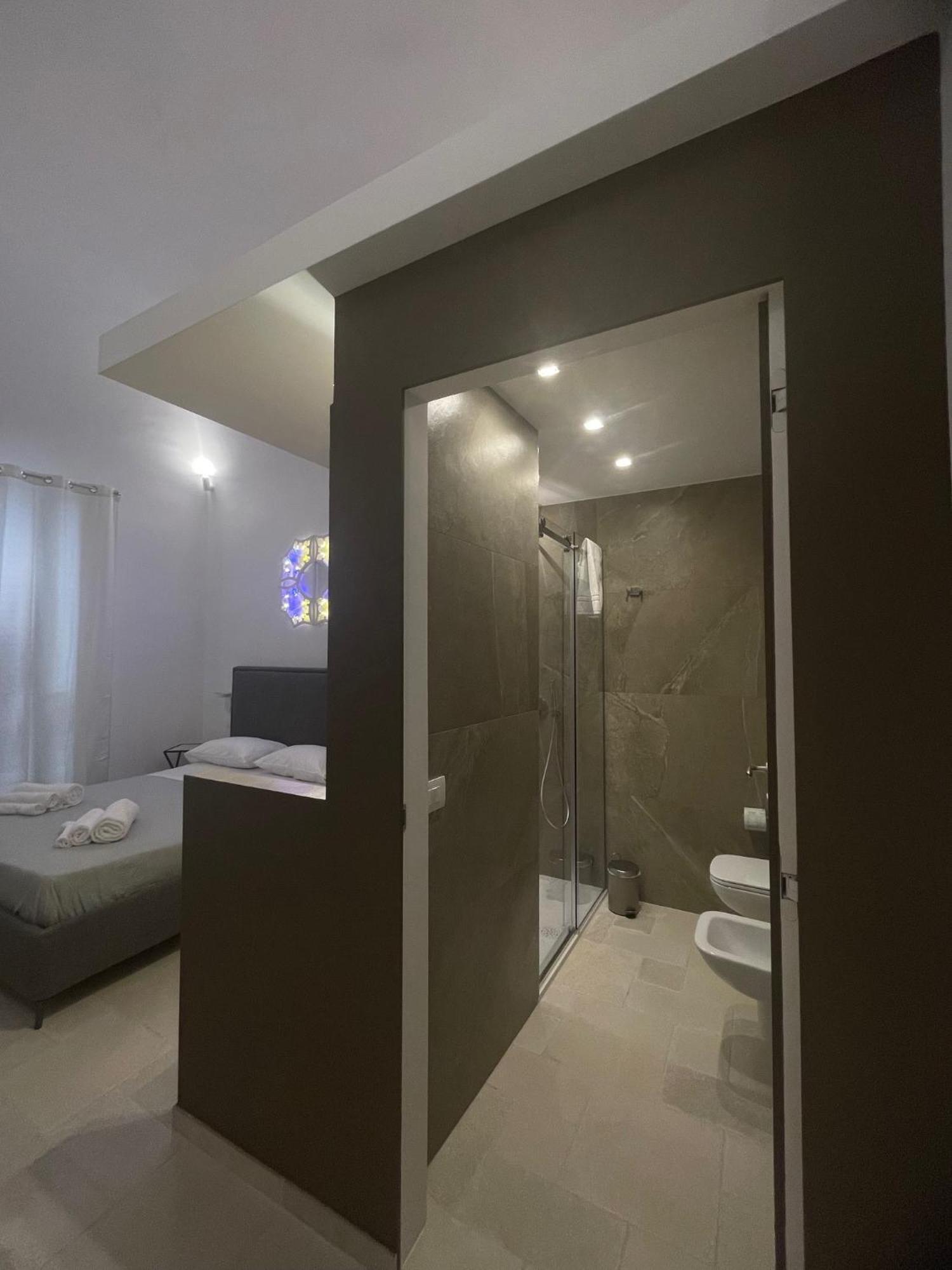 Civico 38 - Le Tre Chiavi Hotel Bari Buitenkant foto